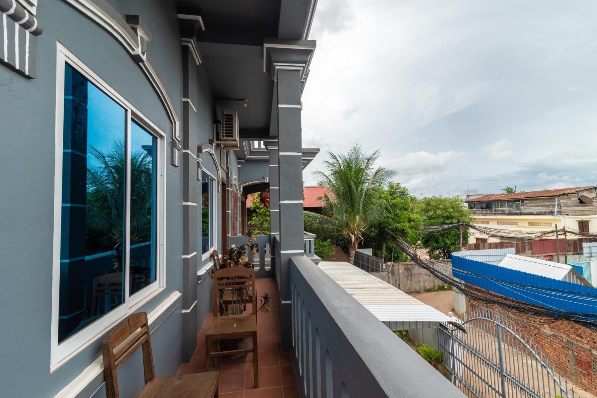 Апартаменты Uncle'S House Siemreap Сиемрип Экстерьер фото